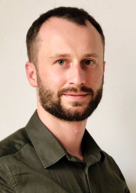 Artur Brzyski Artur Brzyski